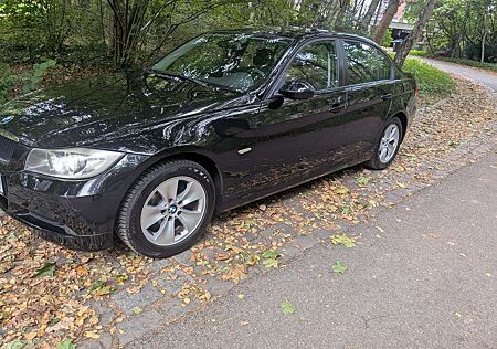 BMW 318i 318 3er Aut./ TÜV26, Xenon