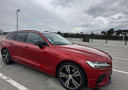Volvo V60 R Design HUD AHK Standhzg. Pano. H/K sound