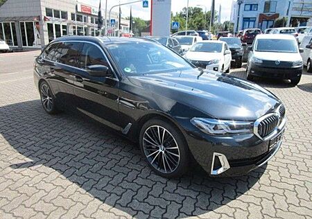 BMW 540 Touring d xDrive Luxury Line/Innovation