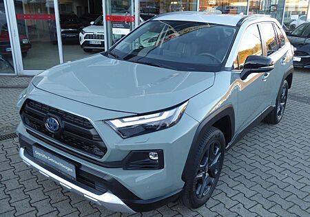 Toyota RAV 4 4x4 Adventure + Bi-Tone-Paket + Standheizung + JBL