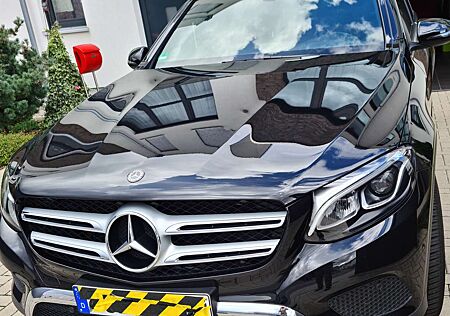 Mercedes-Benz GLC 250 4Matic *Exclusive *Pano*AHK*LED*RÜKAM*