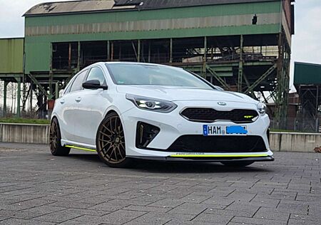 Kia Cee'd Ceed / Ceed 1.6 T-GDI OPF GT