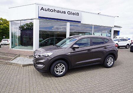 Hyundai Tucson blue Classic 2WD