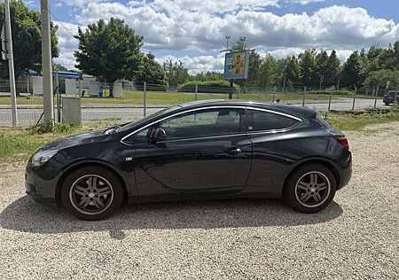 Opel Astra GTC