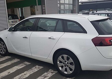 Opel Insignia 2.0 CDTI 4x4 Sports Tourer Aut. Business Edition