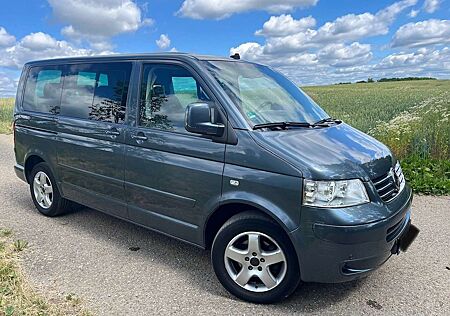 VW T5 Multivan Volkswagen Multivan Comfortline