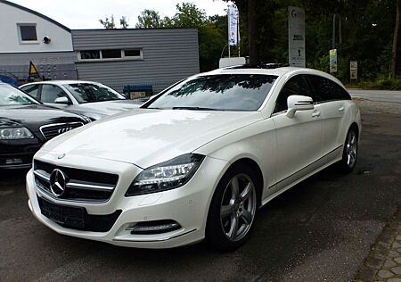 Mercedes-Benz CLS CLS250 CDI Shooting Brake SDach Kamera Navi