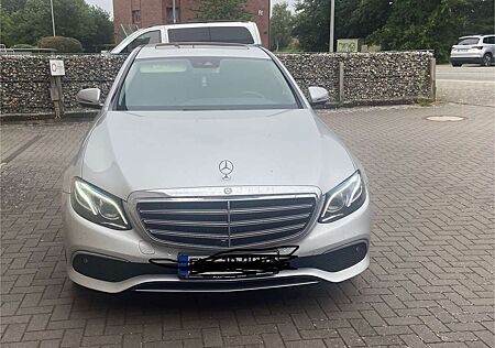 Mercedes-Benz E 220 d4Matic9G-TRONICAva.Vollaus.nappa leder.widescreen