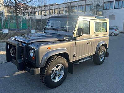 Land Rover Defender 90 DPF Station Wagon SE