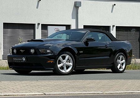Ford Mustang GT 5.0 V8 32V Cabrio *1.Hand*Wenig-KM*