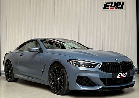 BMW M850 i xDrive Coupé / FIRST EDITION / 1/400