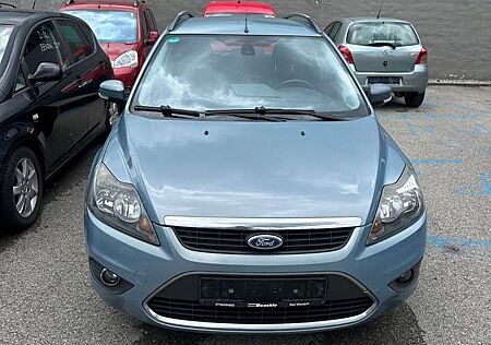 Ford Focus Turnier Titanium