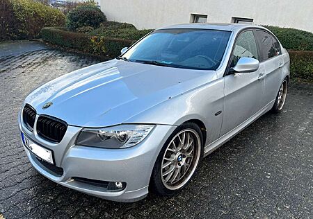 BMW 318 E90 FACELIFT | MOTOR NEU | HU NEU