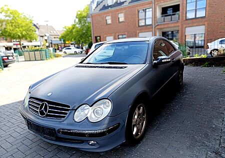 Mercedes-Benz CLK 320 Coupe Elegance