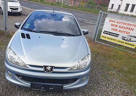 Peugeot 206 CC 110 Sport.Cabrio.Klimaautomatik.Neue Bremen.