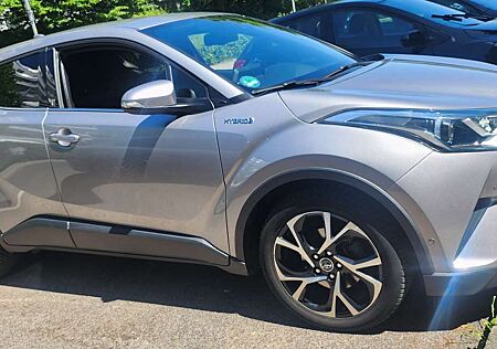 Toyota C-HR Hybrid Team Deutschland