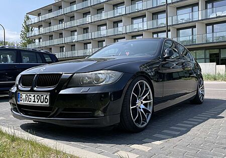 BMW 330i 330 Aut.