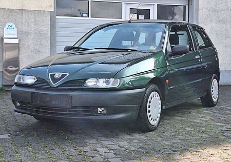 Alfa Romeo 145 145 1.4 1.Hand TOP Zustand Boxermotor H-Kennzeiche