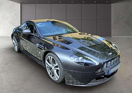 Aston Martin Vantage V12