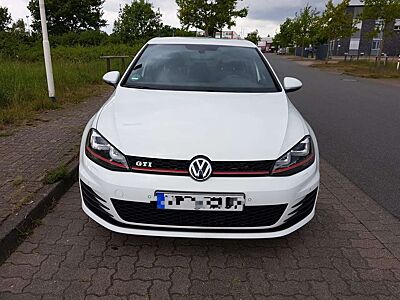 Volkswagen Golf GTI BlueMotion Technology DSG