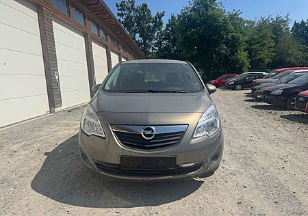 Opel Meriva 1.4 Selection
