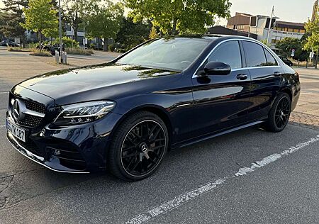 Mercedes-Benz C 300 AMG Line, Leder, Burmester