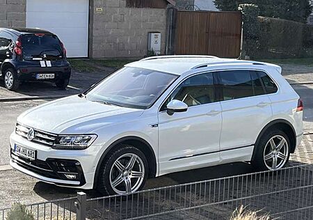 VW Tiguan Volkswagen 2.0 TSI 4Motion(BlueMoTechnology)DSG R-line