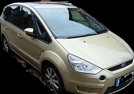 Ford S-Max 2.0 TDCi DPF Titanium