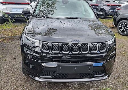 Jeep Compass 1.3 T4 4xe PLUG-IN HYBRID Automatik S