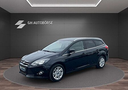 Ford Focus Turnier Titanium Automatik|R-KAM|NAVI|SZHZ