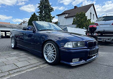 BMW 318 i M-Paket*Vollleder*Sitzheizung*Einparkhilfe