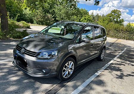 VW Cross Touran Volkswagen CrossTouran
