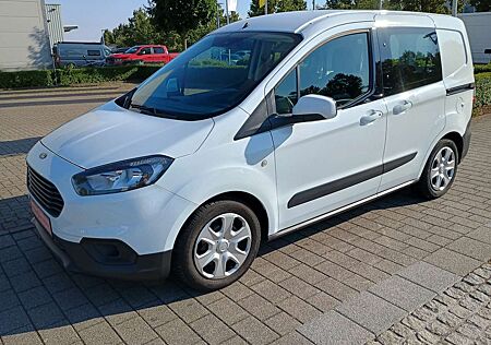 Ford Tourneo Courier 1.0 100 PS 6.Gang EcoBoost/14 Tkm/1.Hd/