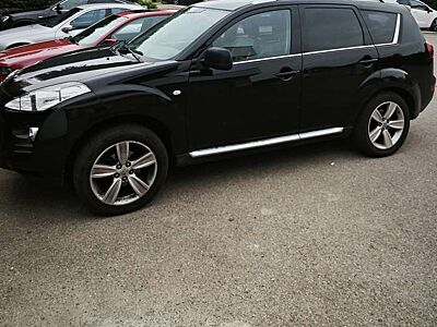 Peugeot 4007 HDI FAP 7-Sitzer Platinum