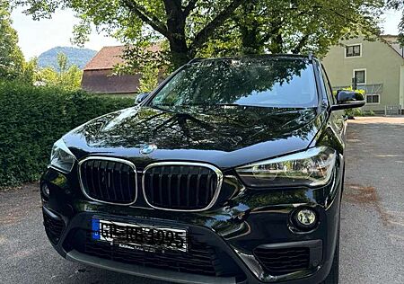 BMW X1 sDrive 20 i Advantage