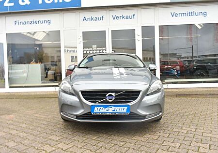 Volvo V40 You! volles Scheckheft Zahnriemen NEU 2.Hand