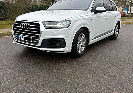 Audi Q7 3.0 TDI quattro