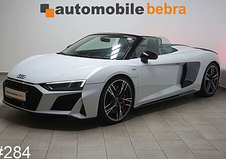 Audi R8 5.2FSI S-Tronic Quattro Spyder Performance