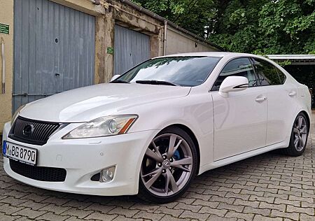Lexus IS 250 Luxury Line