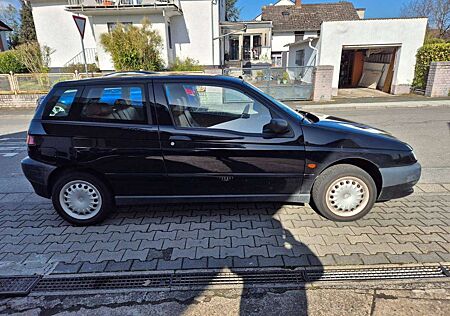 Alfa Romeo 145 145 1.4 Twin Spark L  Leder Klima TÜV neu gepflegt