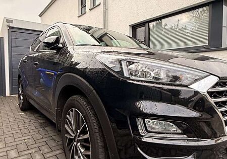 Hyundai Tucson 1.6 GDi 2WD Advantage Sport 1. Hand RFK Navi