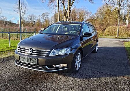 VW Passat Variant Volkswagen 2.0 TSI DSG Highline CHECKHEFT+XENON+STH+SH+KAMERA
