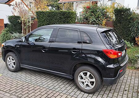 Mitsubishi ASX gebraucht kaufen Mitsubishi ASX 1.6 2WD Edition