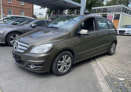 Mercedes-Benz B 180 CDI (245.207)