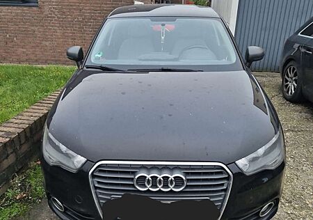 Audi A1 1.2 TFSI S line Sportpaket