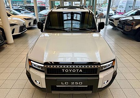 Toyota Land Cruiser 250 - LOUNGE-MILD HYBRID-PANORAMA-HEAD UP