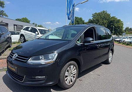 VW Sharan Volkswagen 2.0 TDI/COMF/7-SITZER/NAVI/KLIMAAUT/ALU/TÜV-NEU