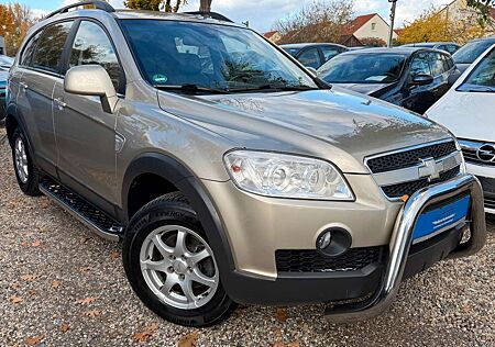 Chevrolet Captiva LT*2.HD*4x4*7.Sitzer*Klima*TÜV NEU