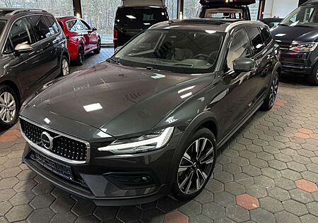 Volvo V60 CC V60 Cross Country V60 Cross C*Ultimate AWD*PANO*360°HUD*HARMAN*LED