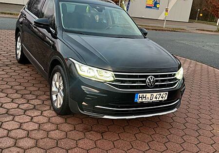 VW Tiguan Volkswagen 2.0 TDI SCR DSG Elegance